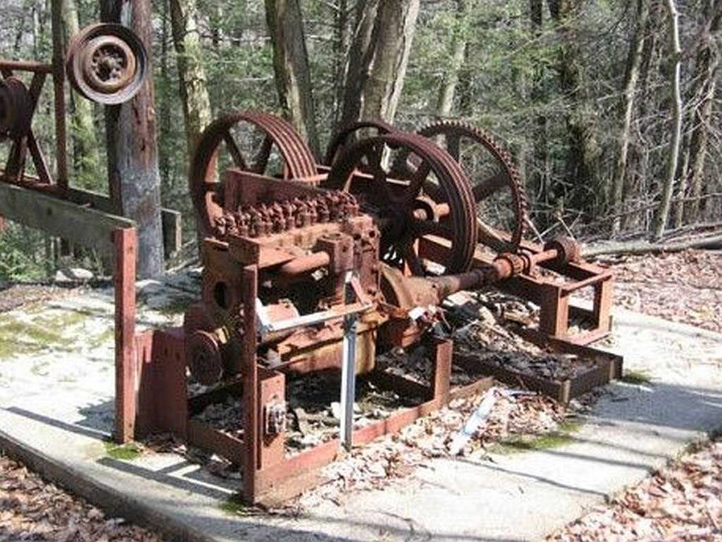 Rope tow equipment on Sweetheart Mountain 